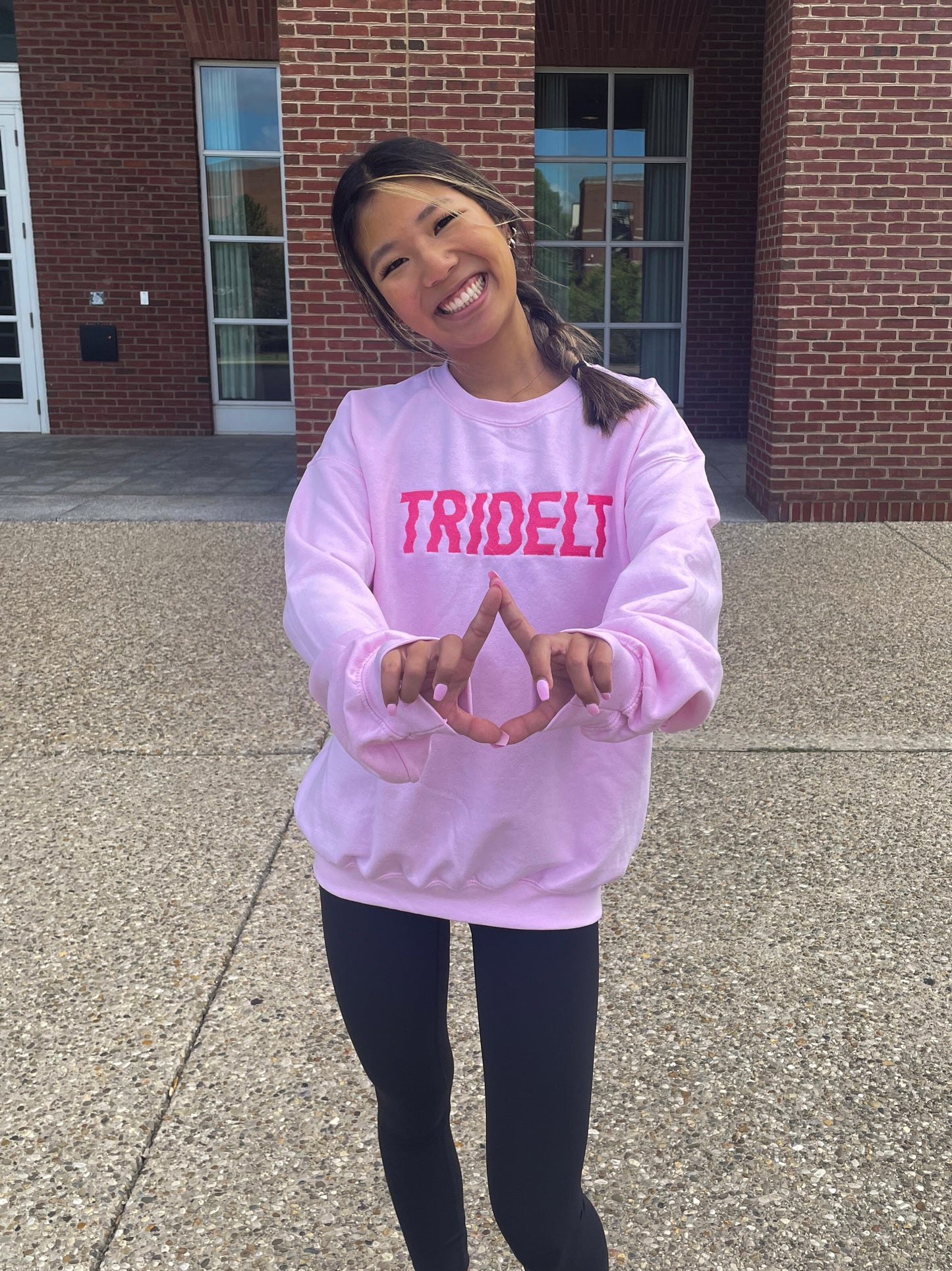 light pink wavy tridelt crew